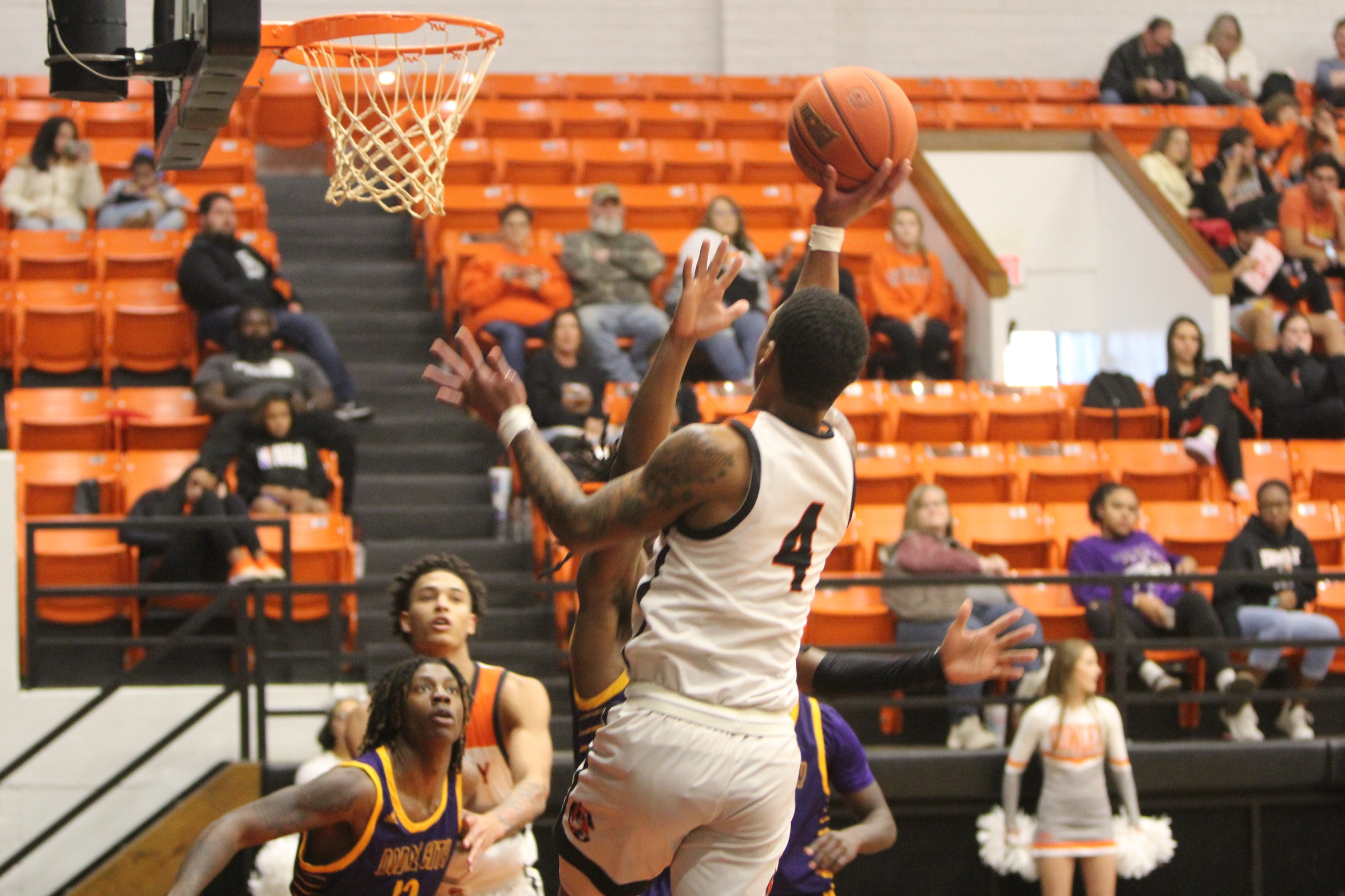 Warrior?s late basket lifts Dodge City to 64-60 win at Cowley