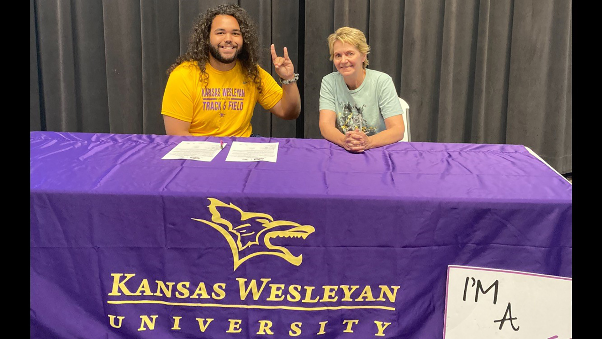 Tiger thrower signs with Kansas Wesleyan University