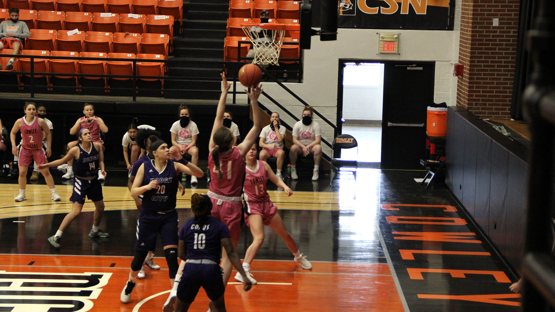 Lady Tigers win third straight, defeat Dodge City 95-65