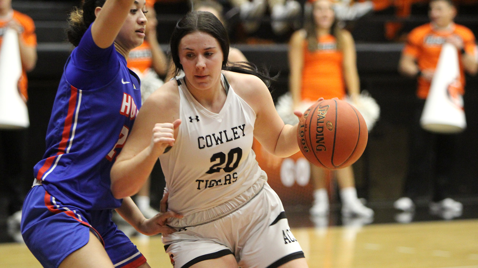 Lady Tigers fall to Hutch; throttle Cloud County 76-48