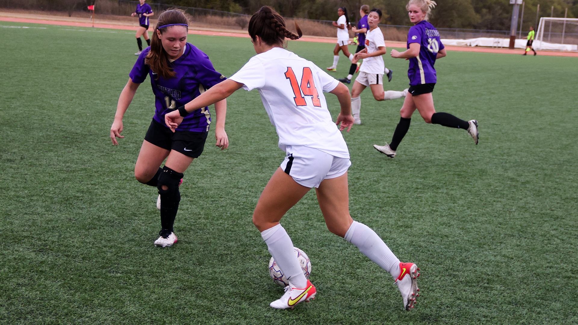 Late goal lifts Butler to 3-2 road win over Lady Tiger soccer team