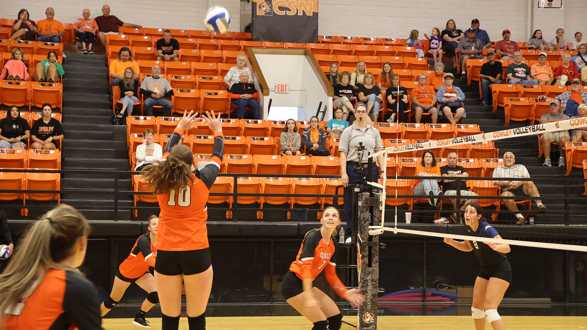 Lady Tiger volleyball team opens season with dominating win over Pratt