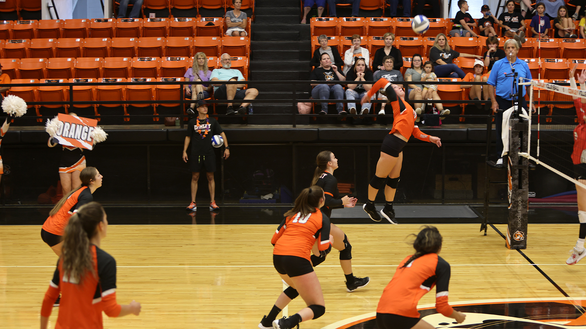 Cowley College volleyball team