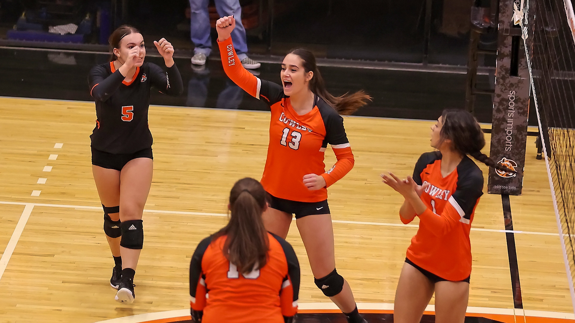 Lady Tiger volleyball remains perfect with home win over Seminole State
