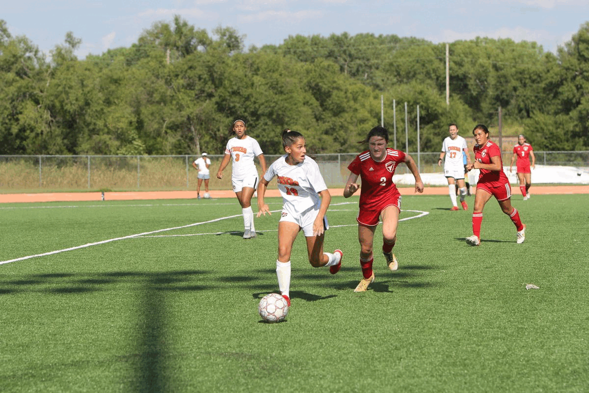 Lady Tiger soccer team rides big first half to 4-1 win