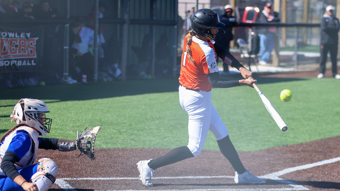 Lady Tigers pick up a pair of run-rule wins over Pratt