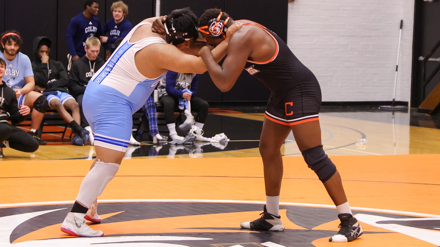 Tiger wrestlers have a rough night in a 34-3 loss at Cloud